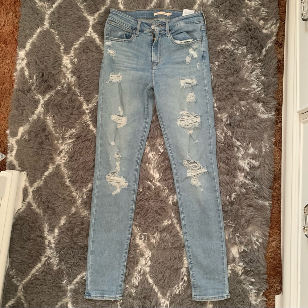 Levi 721 Light Wash High Rise Skinny Jeans